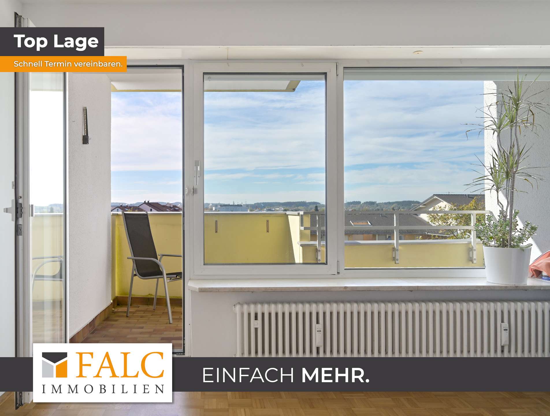 Wohnzimmer/Aussicht auf Balkon